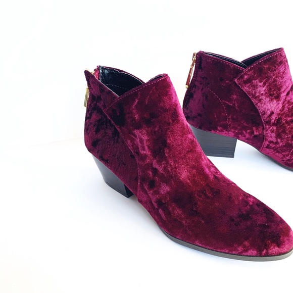 Wine velvet block heel almond toe ankle bootie - Picture 4 of 6